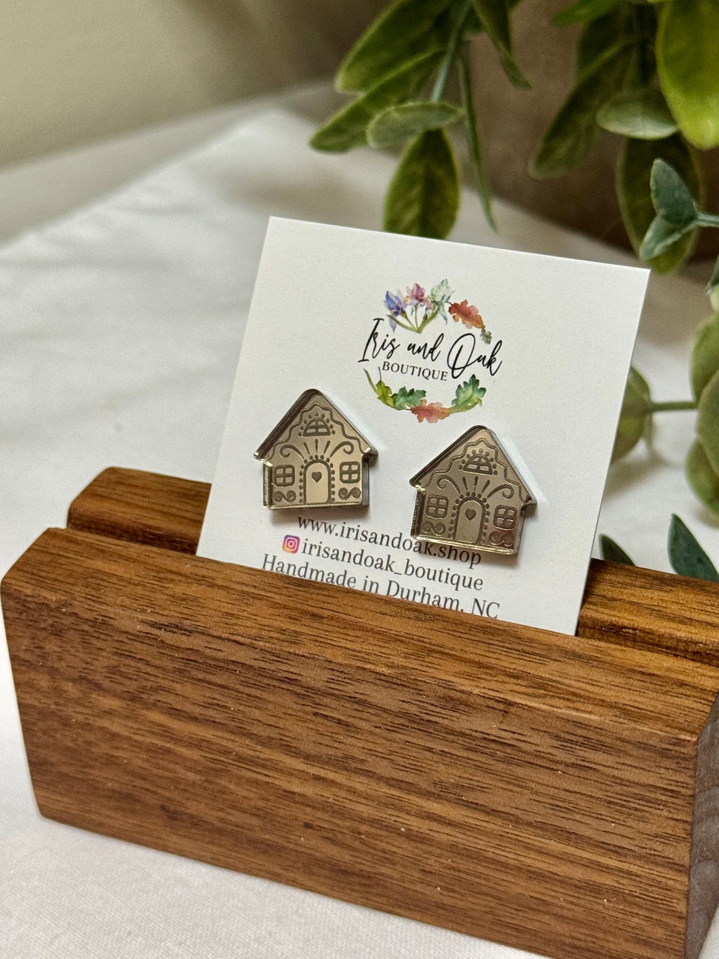 Gingerbread House Studs