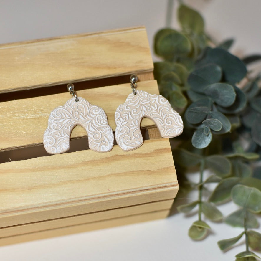 Neutral Arches