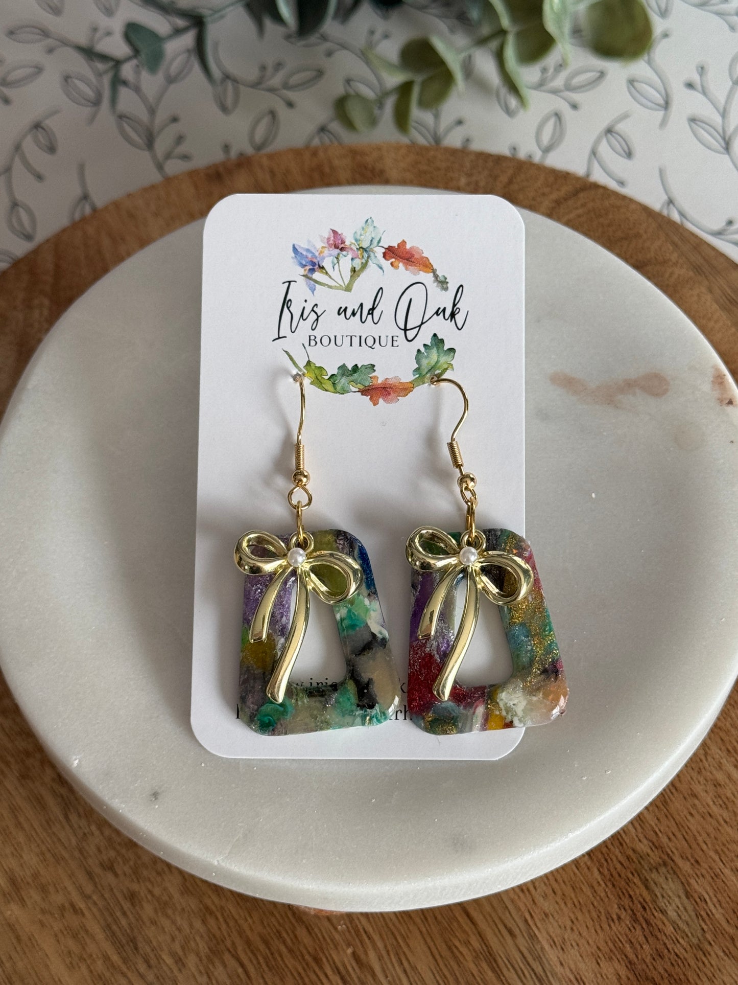 One of a Kind - Trapezoid with Bow