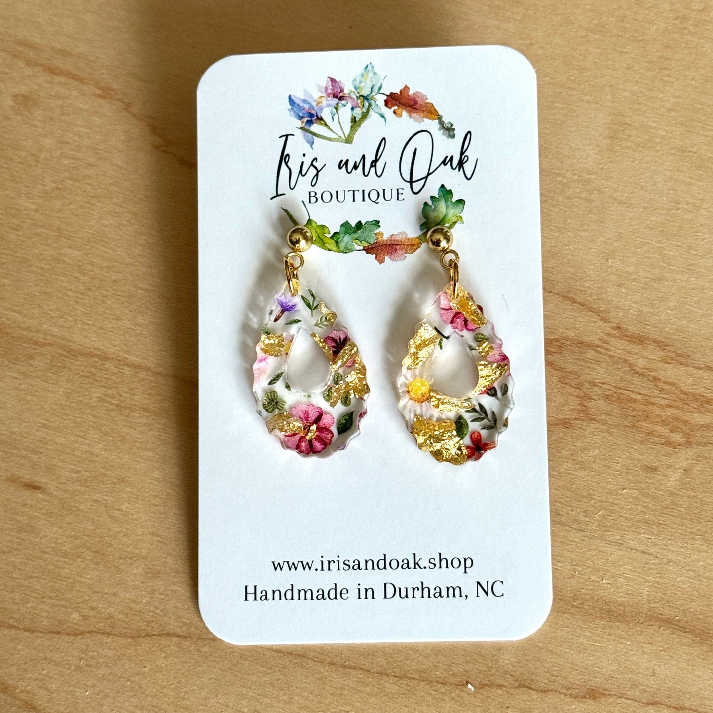 Golden Floral - Scalloped Teardrop