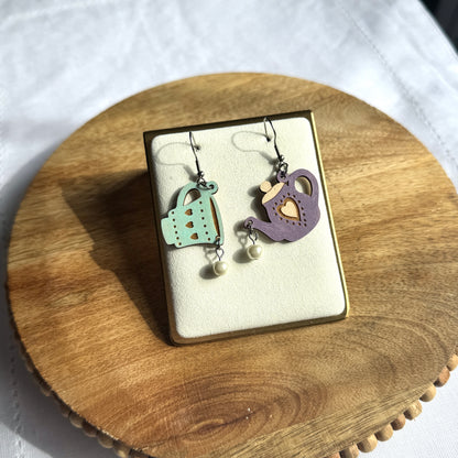 Tea Dangles with Pearl